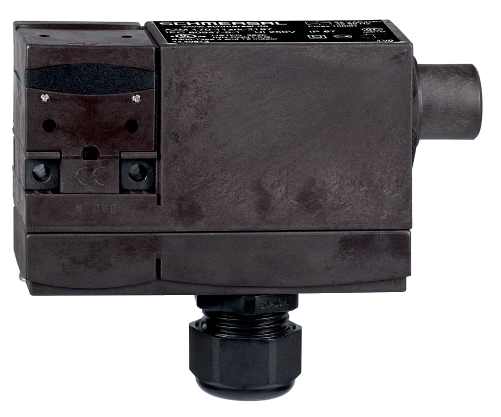 AZM 170-02ZRK-2197 230VAC on Applied Automation