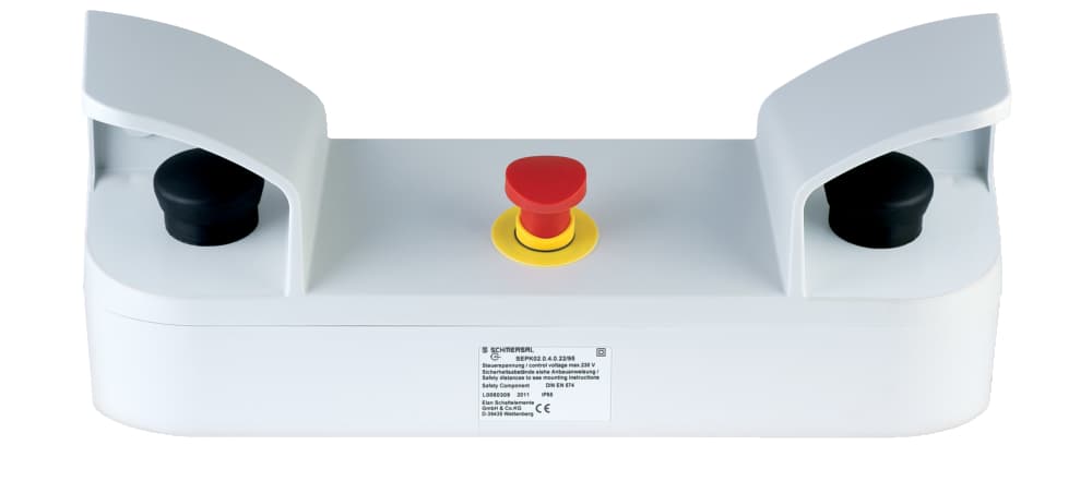 Schmersal SEPK02.0.4.0.22/95 SEPK02.0.4.0.22/95 Schmersal - Two-hand control panels; Thermoplastic enclosure; 2 black operating buttons (positioning parts) Ø 55; 1 Emergency Stop button in thermoplastic version; Stand and wall mounting possible; 2 part enclosure SEPK02.0.4.0.22/95 on Applied Automation